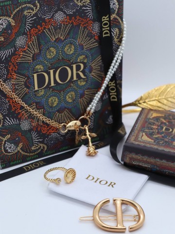 Dior колье