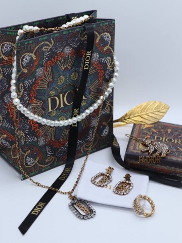 Dior колье