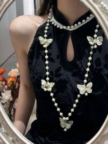 Dior бусы