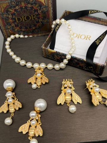 Dior колье