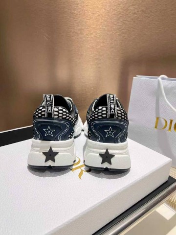 Dior кроссовки
