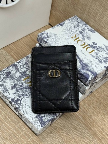 Dior картхолдер