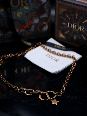 Dior колье