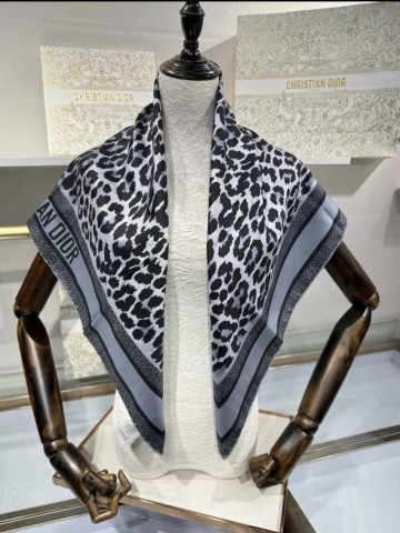 Dior платок