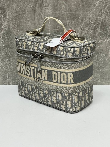 Dior косметичка