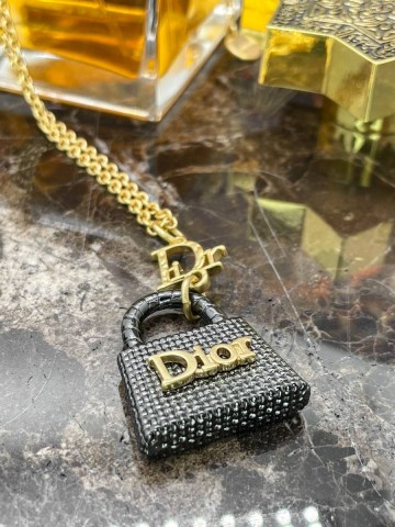 Dior кулон