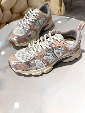 Dior кроссовки