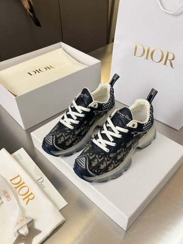 Dior кроссовки