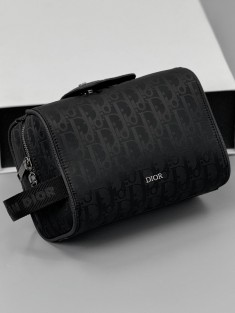 Dior косметичка