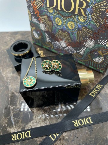Dior кулон