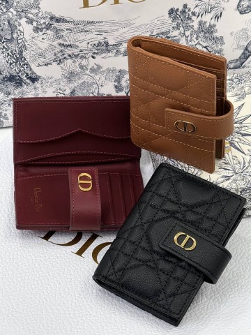 Dior картхолдер