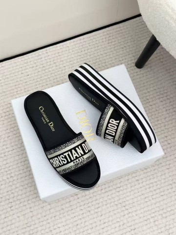 Dior шлепанцы