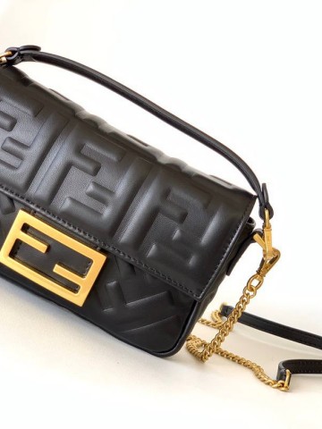 Fendi BAGUETTE mini сумка #261045PV