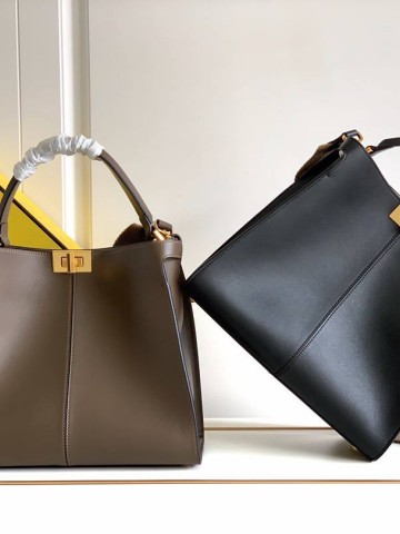 Fendi Peekaboo Essential сумка #401573DX