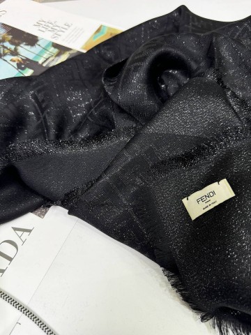 Fendi платок #421727XA