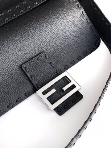 Fendi BAGUETTE сумка #543713TU