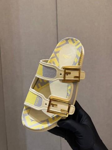Fendi шлепанцы #625895SH