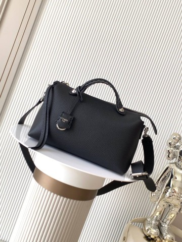 Fendi By The Way Boston сумка #626328KT