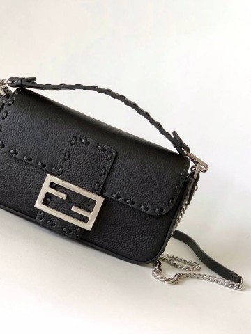 Fendi BAGUETTE mini сумка #630402NQ
