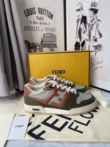 Fendi кроссовки #690679UY