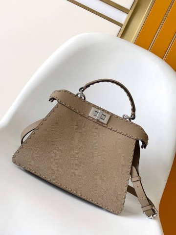 Fendi Peekaboo ISeeU Petite сумка #694538MW
