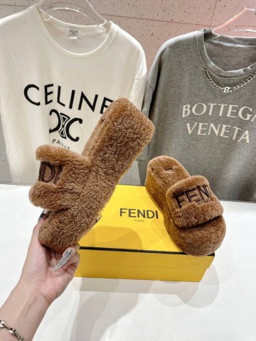 Fendi шлепанцы #541850YN