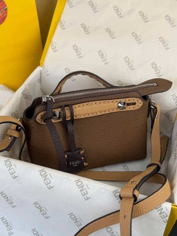 Fendi By The Way Selleria сумка #723908BP