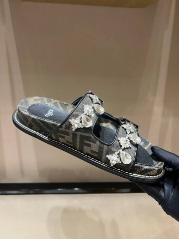 Fendi шлепанцы #740395LY