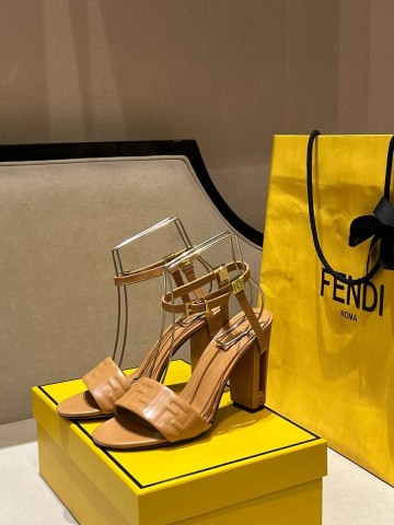 Fendi Delfina босоножки #803902UW