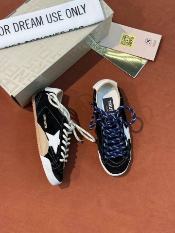 Golden Goose кроссовки #798022EH