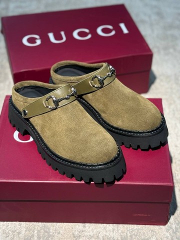 Gucci мюли #775759WD