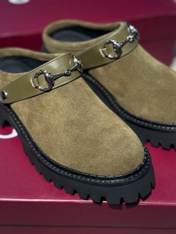 Gucci мюли #775759WD