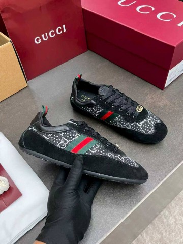 Gucci кроссовки #496644JA