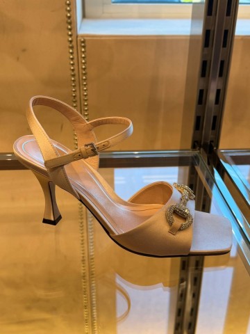 Gucci босоножки #440568MI