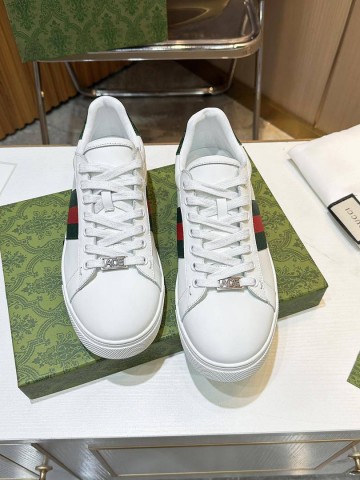 Gucci кроссовки #459618GI