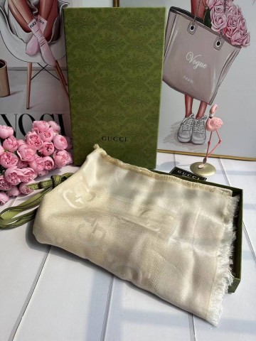 Gucci палантин #539227UL