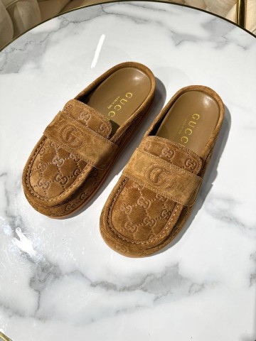Gucci мюли #495502AF