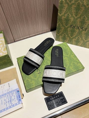 Gucci шлепанцы #813187AW