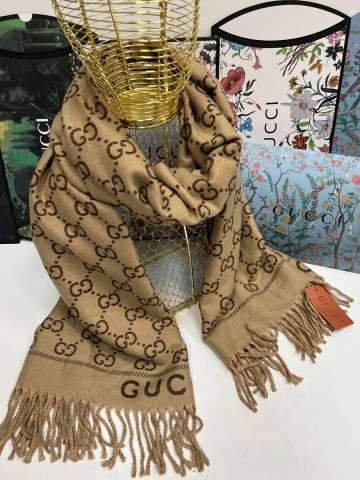 Gucci палантин #692412YQ
