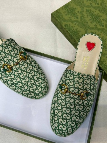 Gucci мюли #764879US