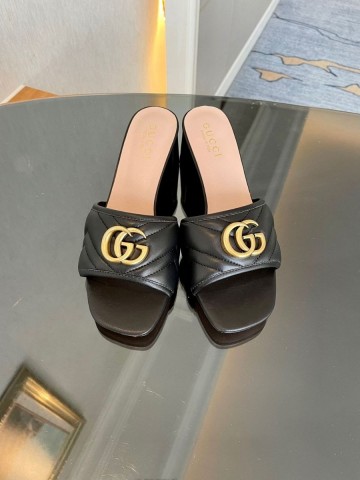 Gucci сабо #793934UC