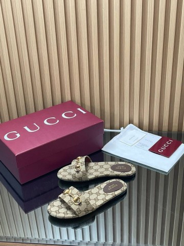 Gucci шлепанцы #261118QY
