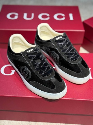Gucci кроссовки #216740QO