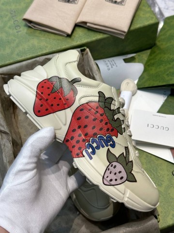 Gucci Rhyton кроссовки #978981AZ