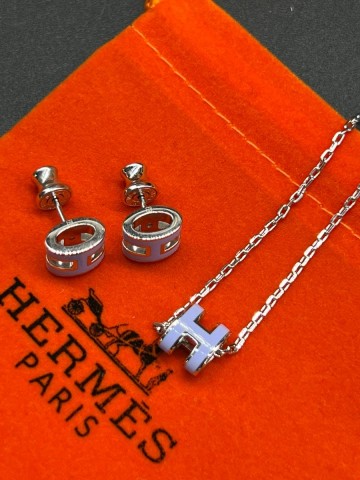 Hermes кулон