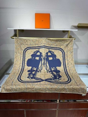 Hermes платок