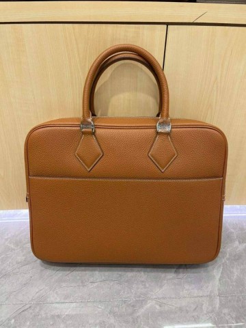 Hermes портфель