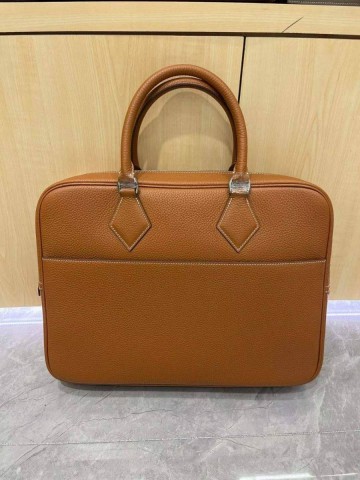 Hermes портфель