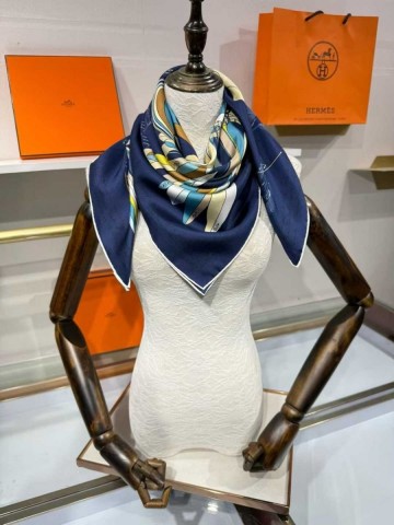 Hermes платок