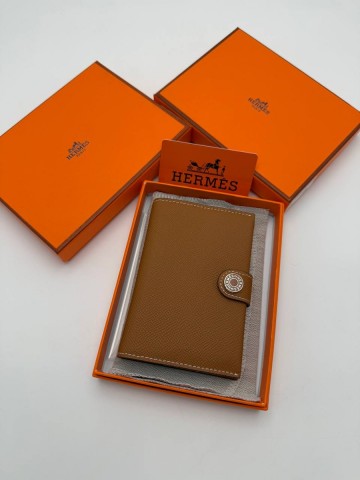 Hermes обложка на паспорт